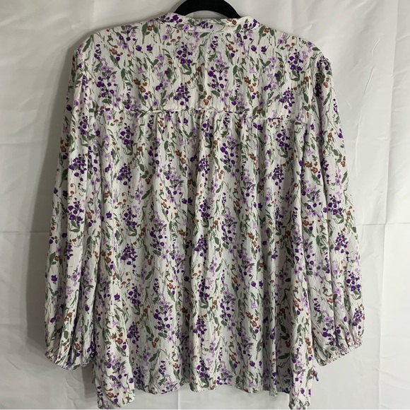 Caslon Floral Bell Sleeve V Neck Blouse, size XXL - Picture 8 of 9